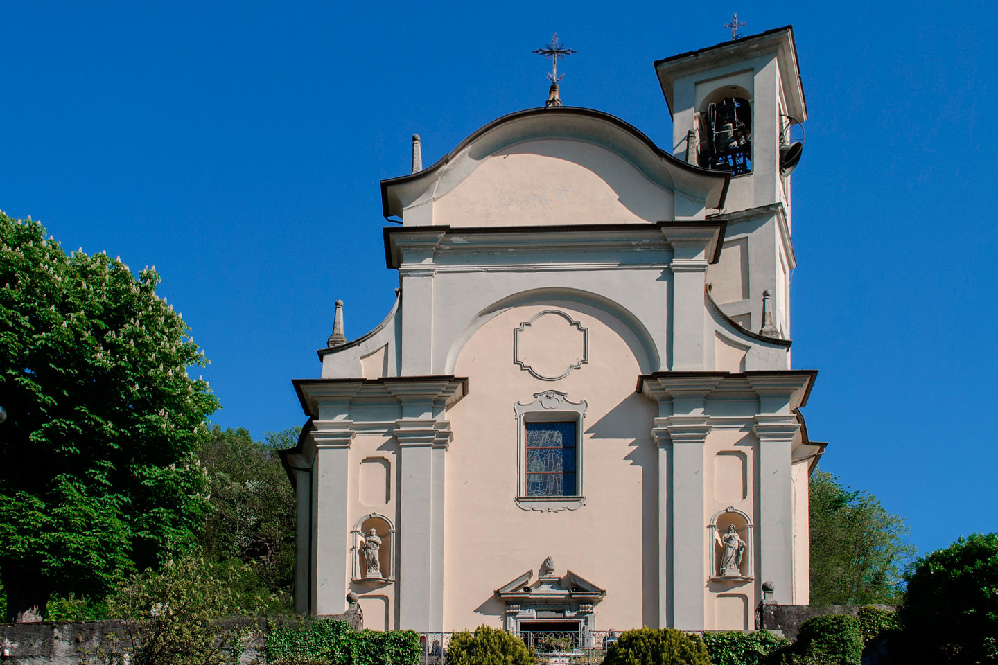 Santuario di Lezzeno